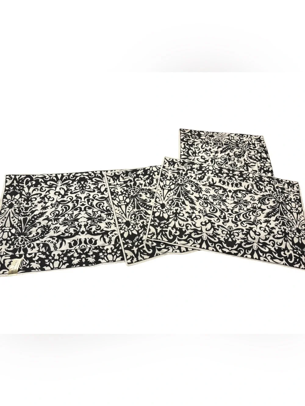 VTG STYLEHOME BLACK & CREAM PAISLEY DAMASK SET OF 4 TABLE PLACEMENTS 13